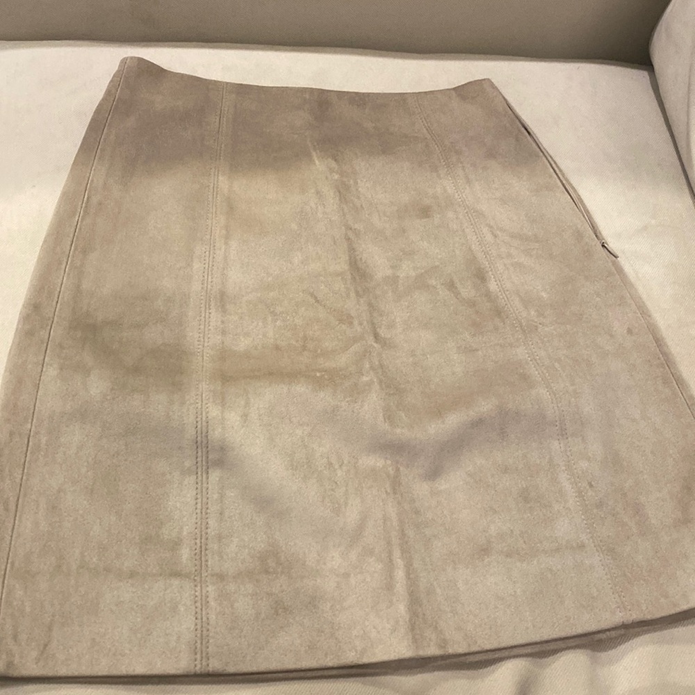 BABATON beige suede skirt